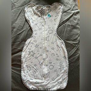 Love to Dream White Swaddle with Gray Star Print and Teal Heart Size small